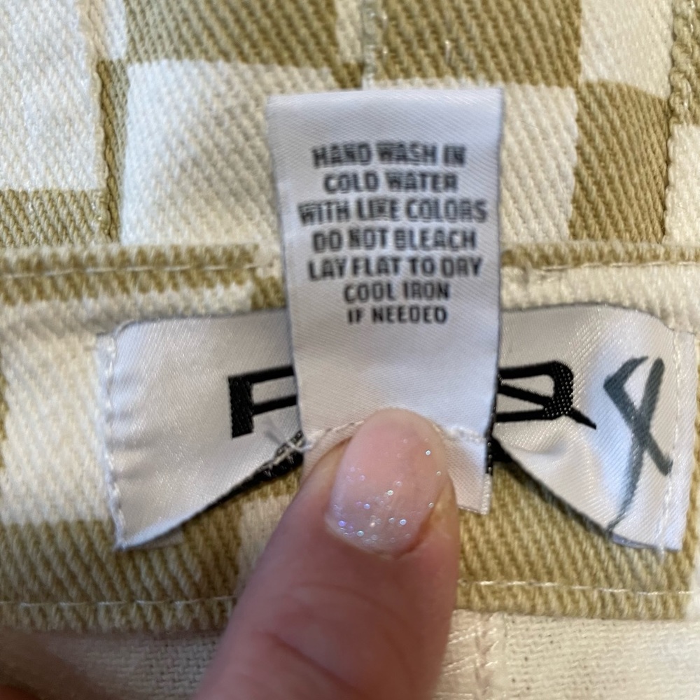 NWT Tilly’s mini skirt - Picture 8 of 9